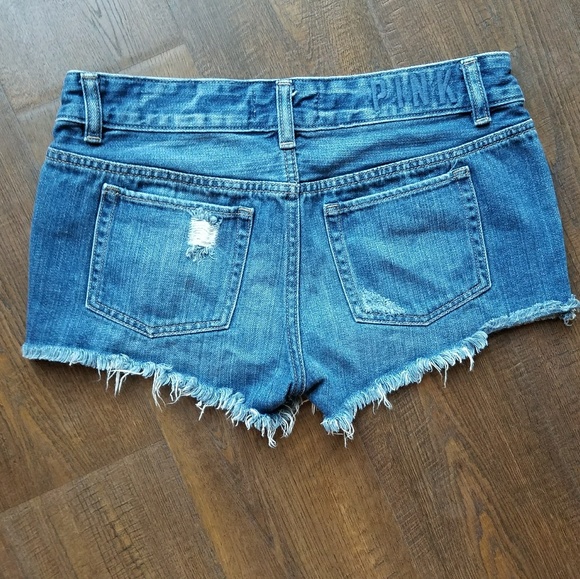 VS PINK Embellished Distressed Jean Shorts Size 2 - Picture 4 of 5